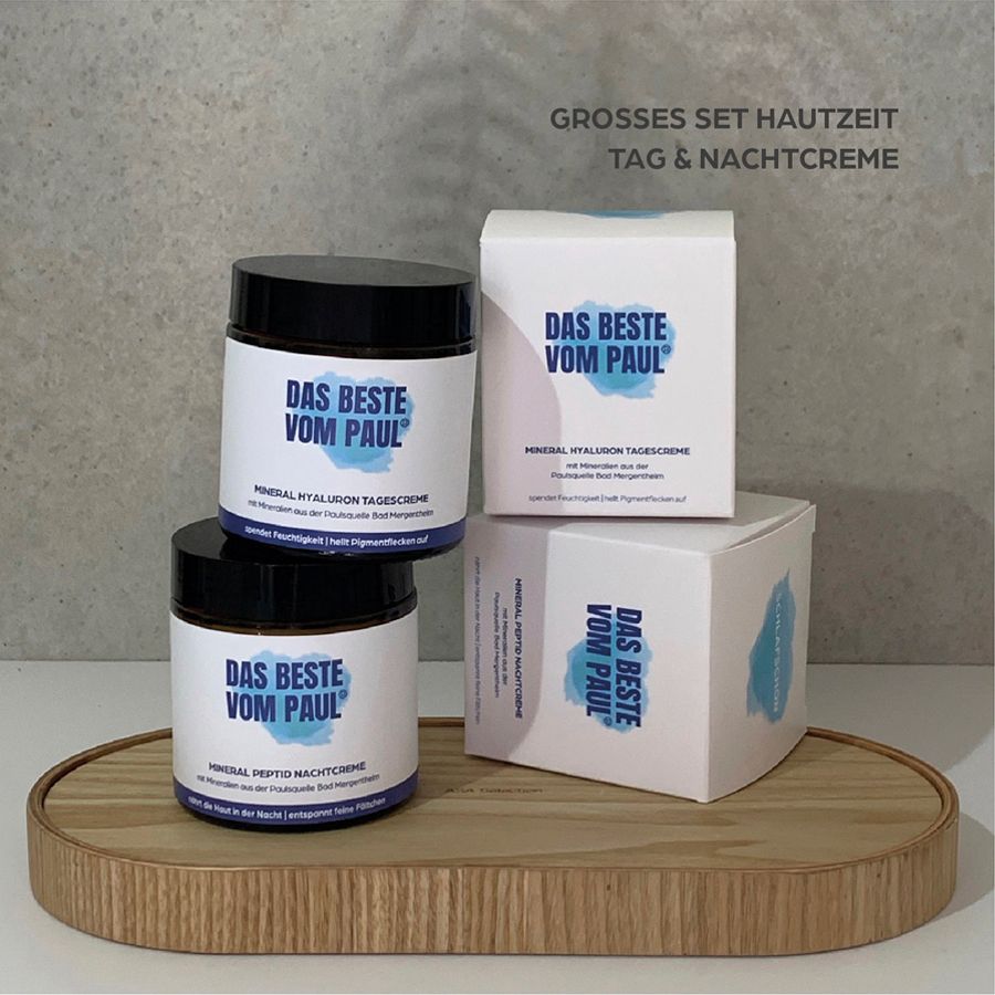 Set di due barattoli e due scatole. Scritta: DAS BESTE VOM PAUL. Crema giorno e notte.