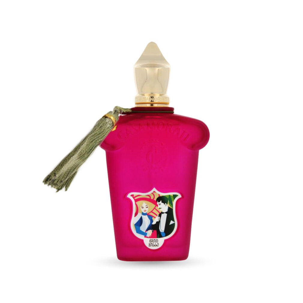 Flacone rosa con tappo dorato e nappa. Adesivo con illustrazione di una coppia. Testo: Gran Ballo.
