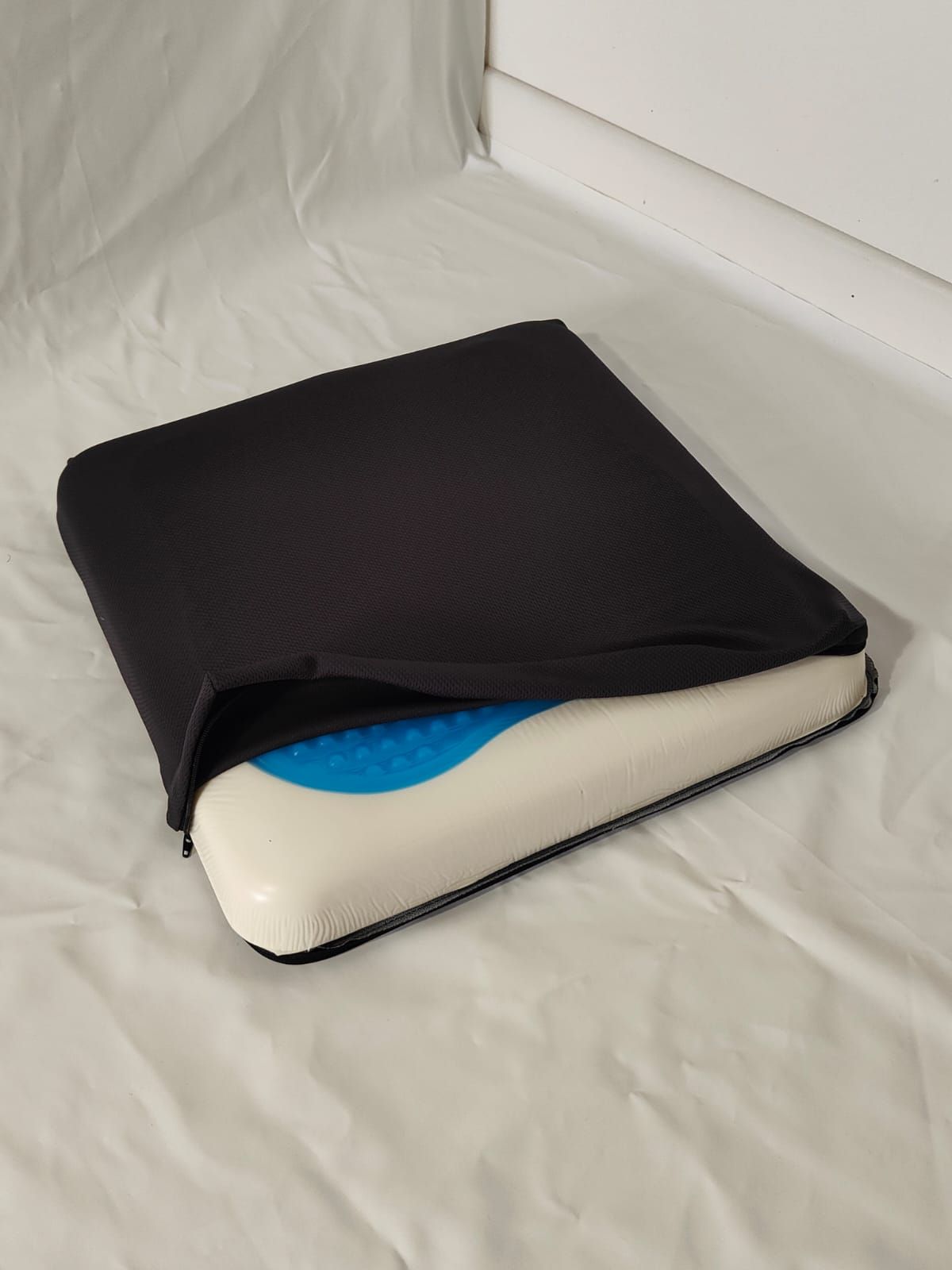 Alboland Cuscino Gel Puntinato