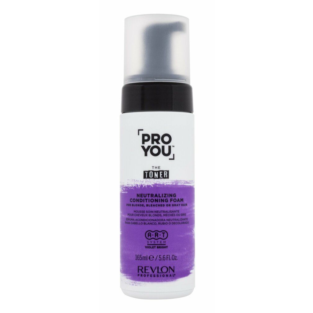 Flacone con etichetta bianca, accenti viola e testo. Contiene "PRO YOU THE TONER". "Neutralizing Conditioning Foam". Marca: Revlon.