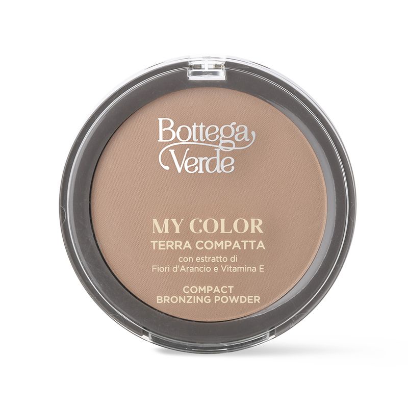 Cipria abbronzante compatta rotonda marrone. Bordo nero, coperchio trasparente. Scritta: Bottega Verde, MY COLOR, TERRA COMPATTA.