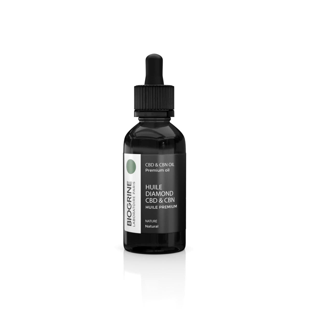 Flacone di vetro scuro con tappo nero e contagocce. Etichetta con nome del prodotto e logo. Scritta: Olio CBD & CBN.