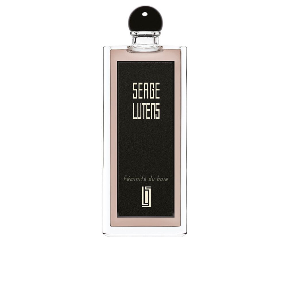 Flacone rettangolare con etichetta nera e testo bianco. Marchio: Serge Lutens. Nome prodotto: Feminite du Bois. Tappo nero.