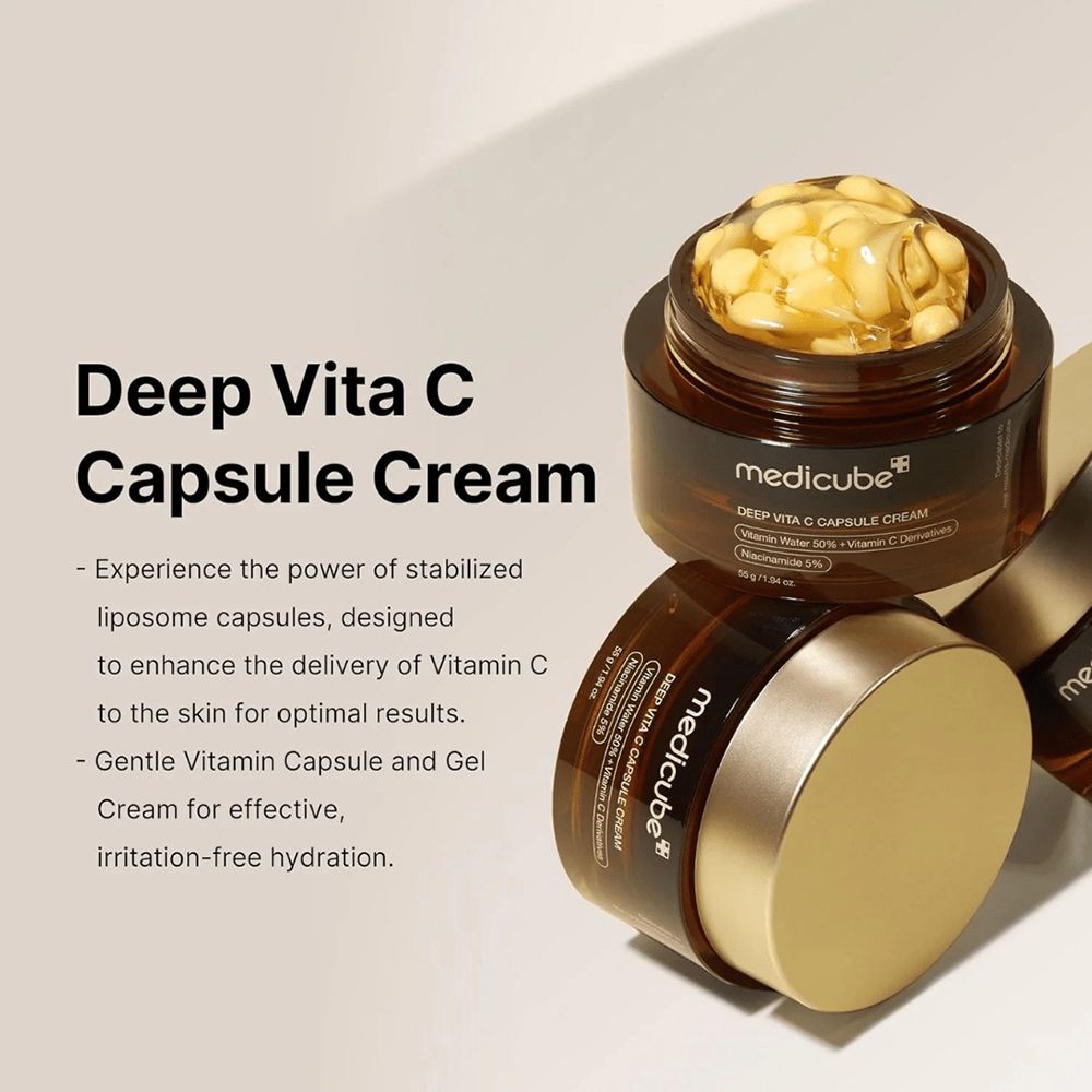 Prodotto con coperchio aperto, capsule gialle. Scritta: medicube, Deep Vita C Capsule Cream. Testo.