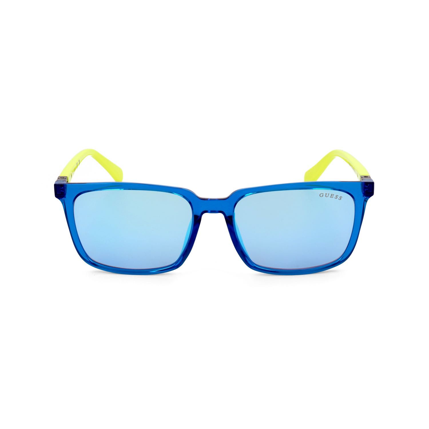 Occhiali da sole blu con lenti rettangolari e aste giallo fluo. Logo Guess sulla lente destra.