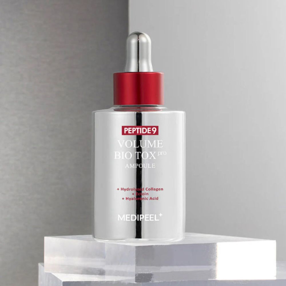 Flacone argentato con contagocce su blocco acrilico, PEPTIDE9 VOLUME BIOTOX PRO AMPOULE, MEDIPEEL+