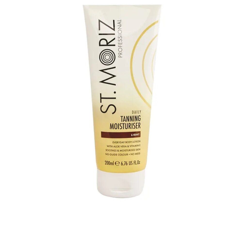 Tubo di St. Moriz Daily Tanning Moisturiser Light. Giallo e bianco, nome del prodotto e dettagli. 200ml.
