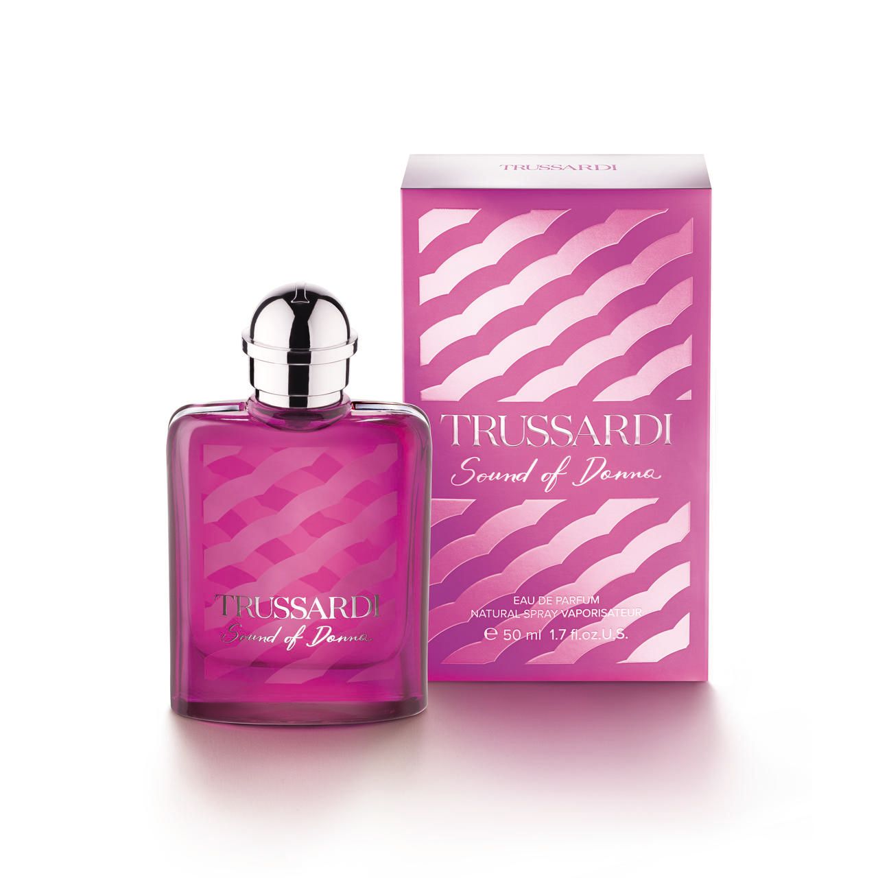 Flacone rosa con tappo argentato e confezione. Scritta: Trussardi Sound of Donna. Eau de Parfum.
