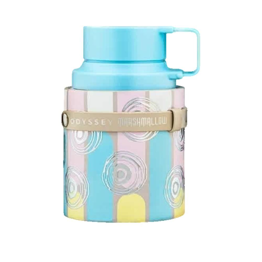 Profumo azzurro con design pastello e fascia. Scritta "Odyssey Marshmallow". Flacone con manico.