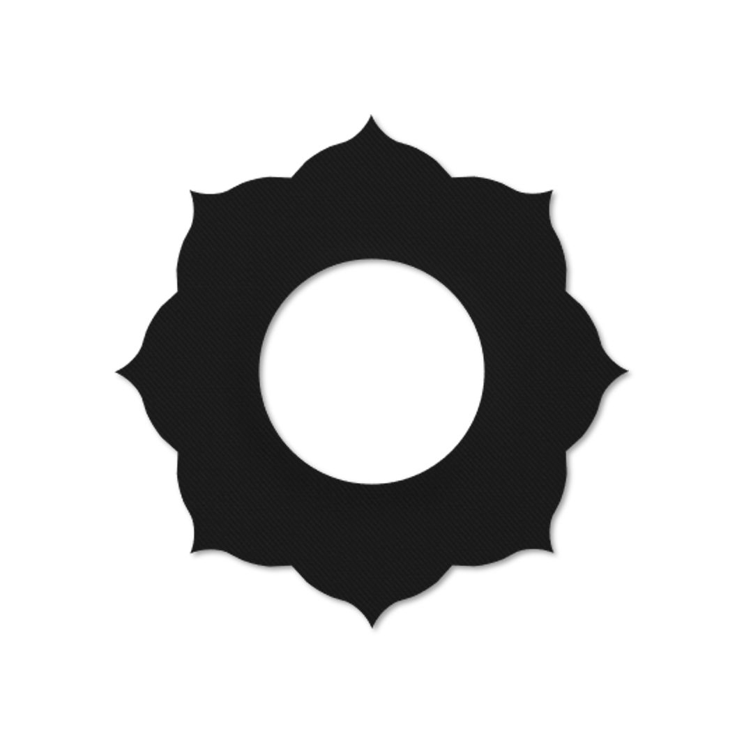 Anello di fissaggio nero con bordo floreale e foro centrale.