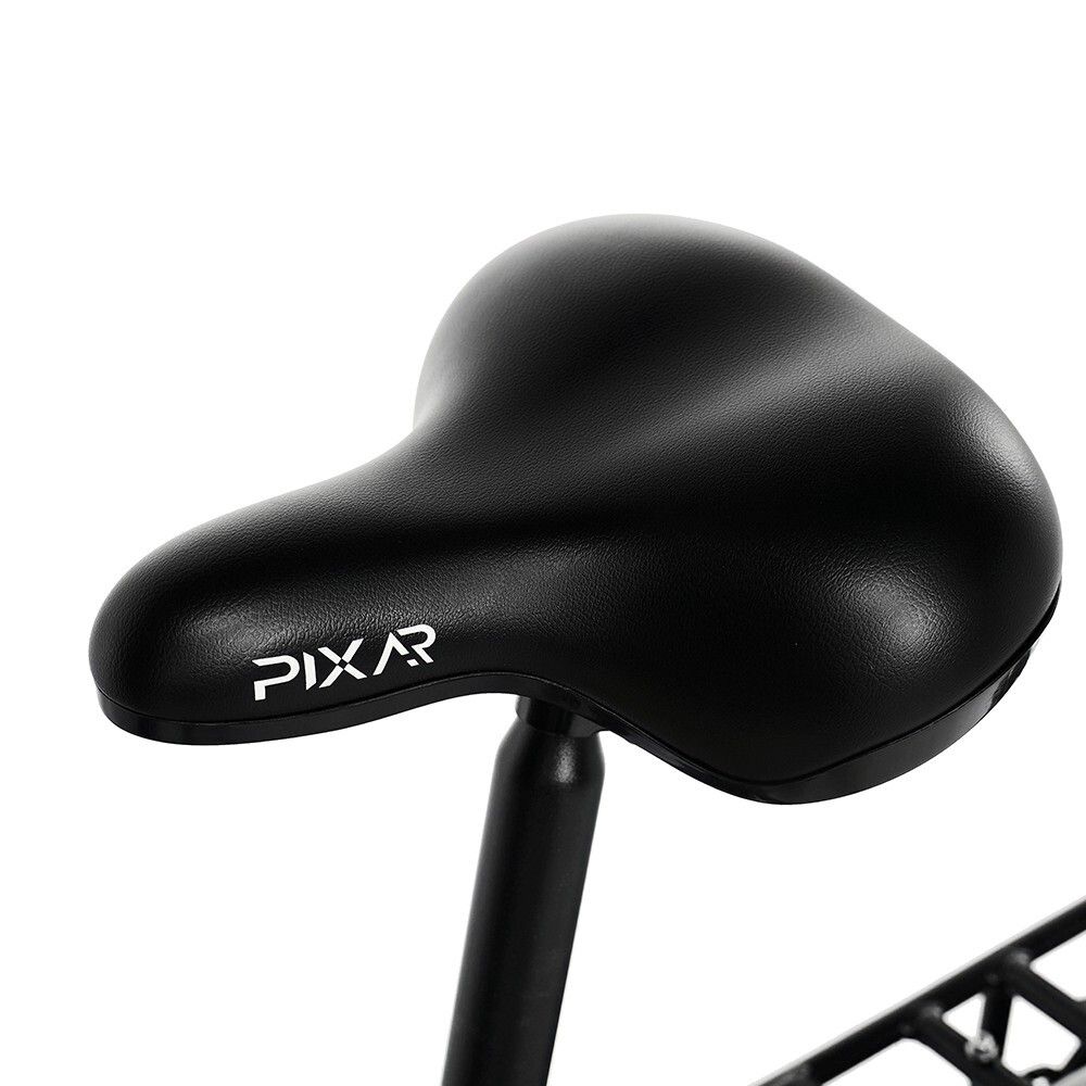 Sella nera per bicicletta con logo PIXAR. Reggisella e portapacchi visibili. Forma ergonomica.