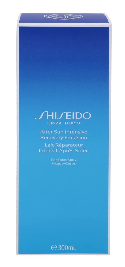Confezione blu e bianca. Testo: SHISEIDO, After Sun Intensive Recovery Emulsion, Lait Réparateur Intensif Après Soleil. Per Viso/Corpo. 300mL.
