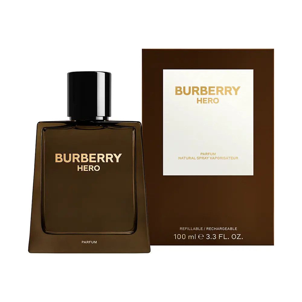 Flacone di profumo marrone con tappo nero e confezione. Scritta: BURBERRY HERO. Confezione con campo bianco.