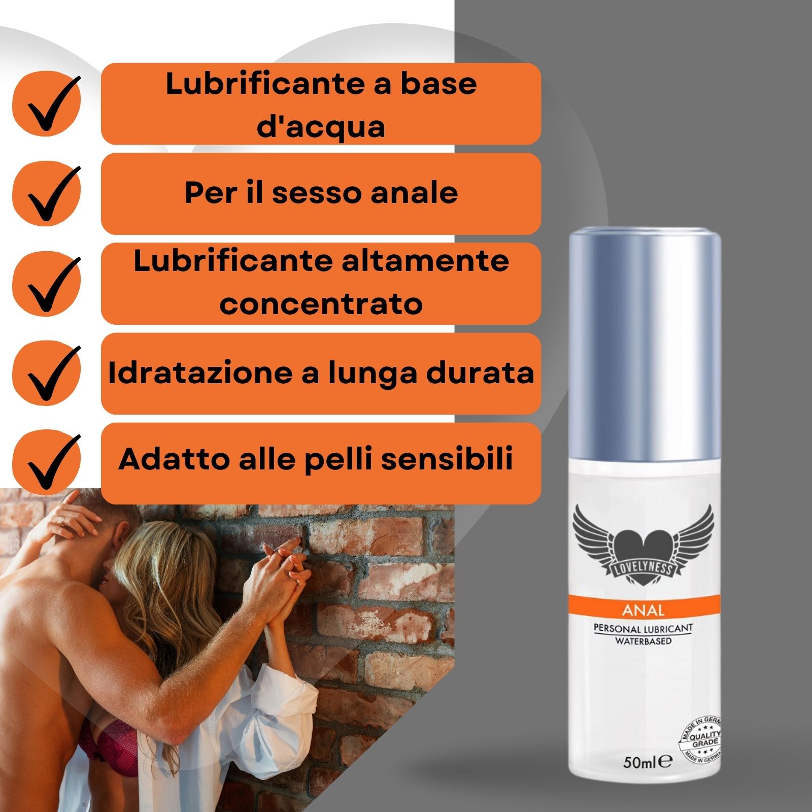 Flacone di gel con testo. Sfondo: coppia, muro. Testo: gel a base d'acqua, per rapporti anali.