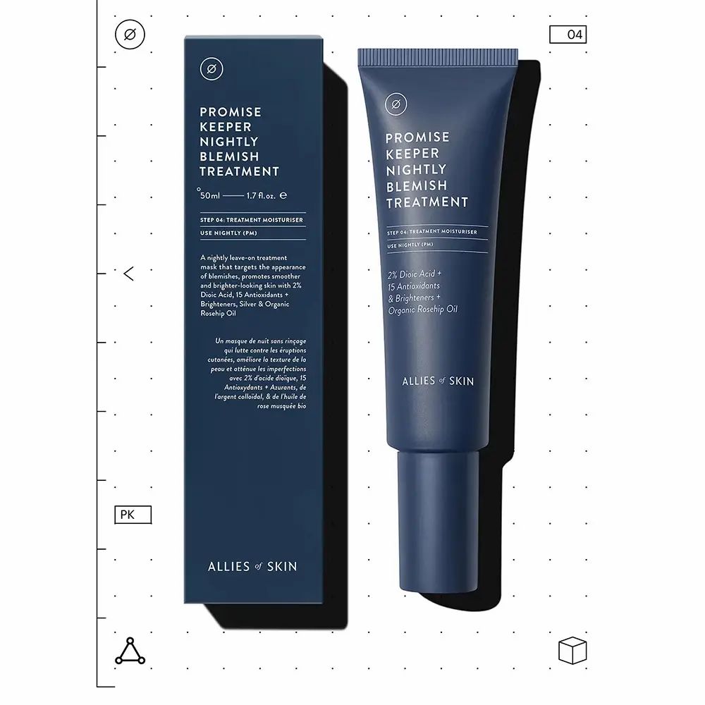 Tubo e scatola blu con informazioni sul prodotto. Testo: Promise Keeper Nightly Blemish Treatment.
