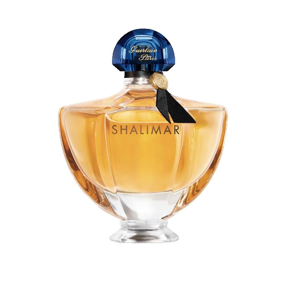 Guerlain Shalimar Eau de Parfum Spray. Flacone con tappo blu e fiocco nero. Nome del prodotto sul flacone.