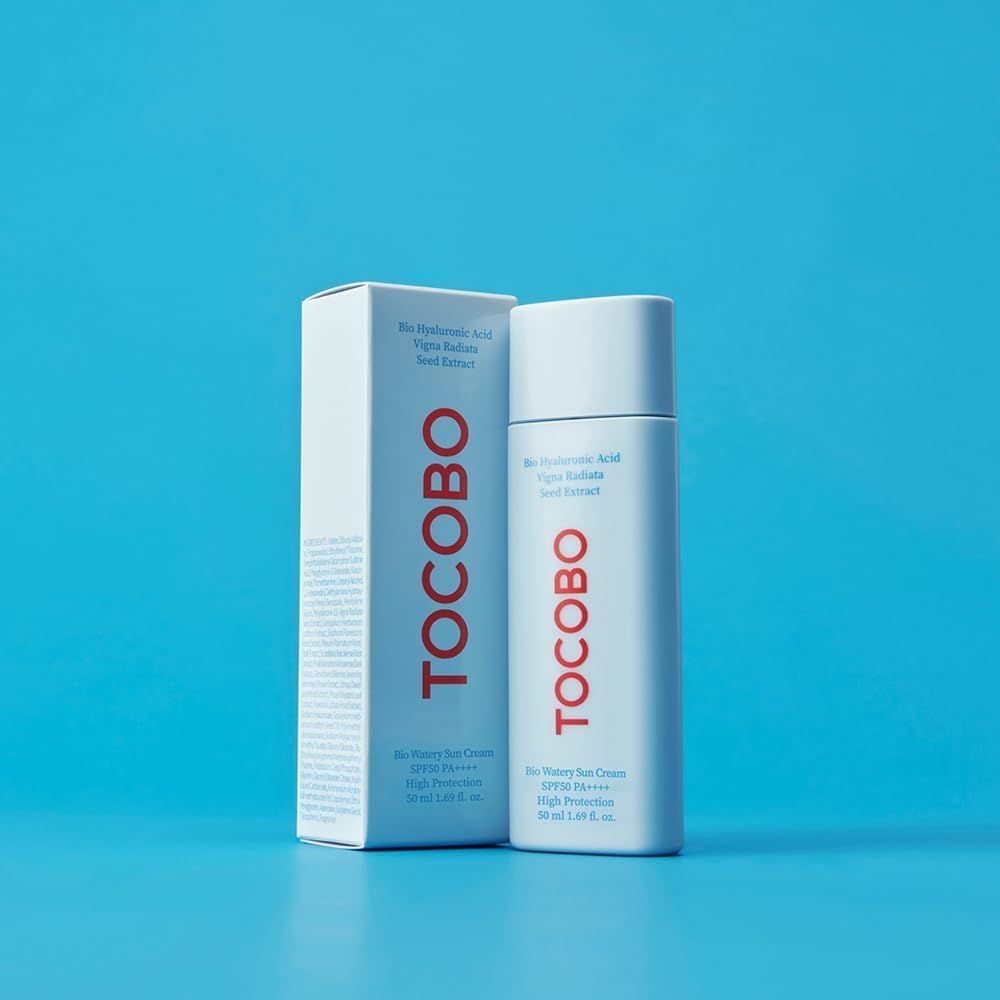Prodotto e confezione. Testo: TOCOBO, Bio Watery Sun Cream SPF50+ PA++++, 50 ml.