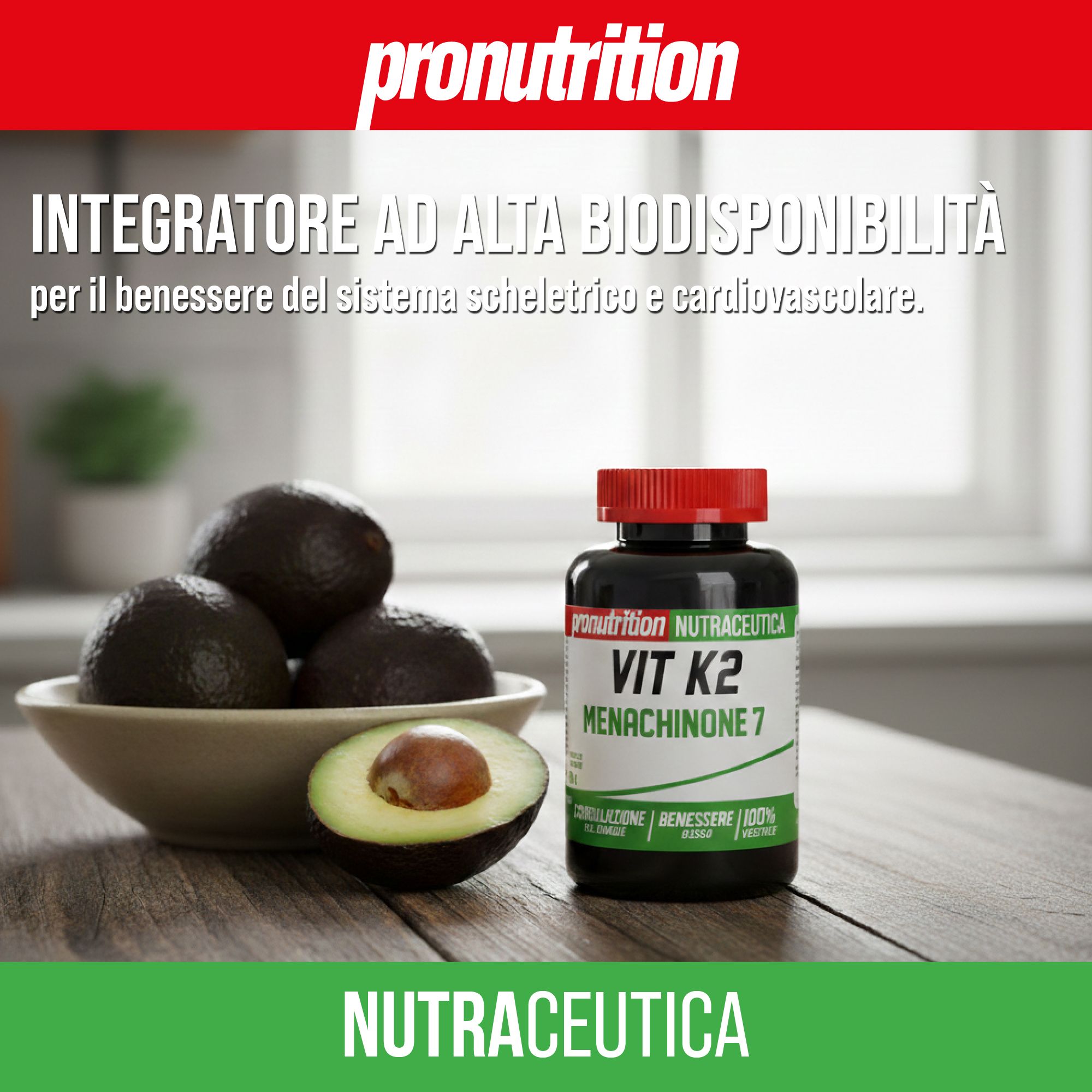 Flacone nero con tappo rosso. Scritta Vit K2 Menachinone 7. Avocado in ciotola e tagliato a metà.