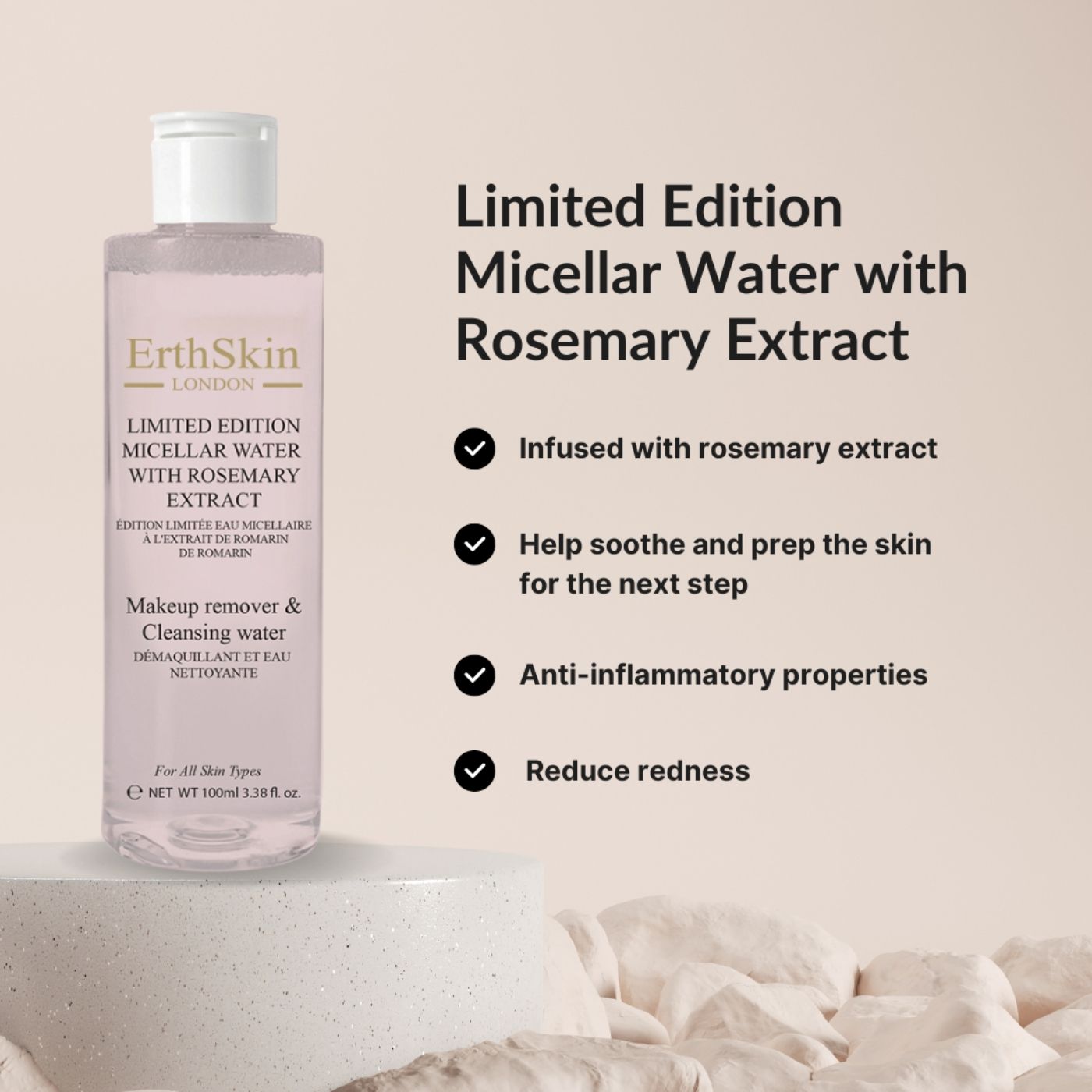 Flacone con tappo bianco ed etichetta. Testo: Edizione limitata acqua micellare al rosmarino. Testo aggiuntivo con vantaggi.