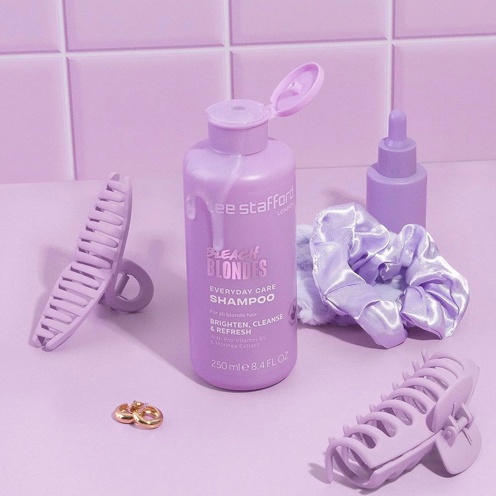 Shampoo quotidiano LEE STAFFORD Bleach Blondes per capelli normali e biondi