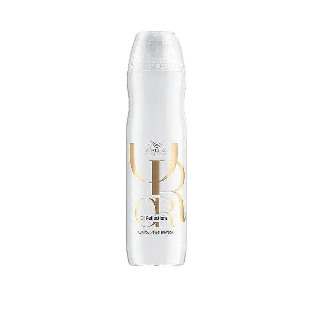 Flacone di shampoo bianco e sottile con logo e testo dorati. Scritta: Oil Reflections. Marchio: Wella Professionals.
