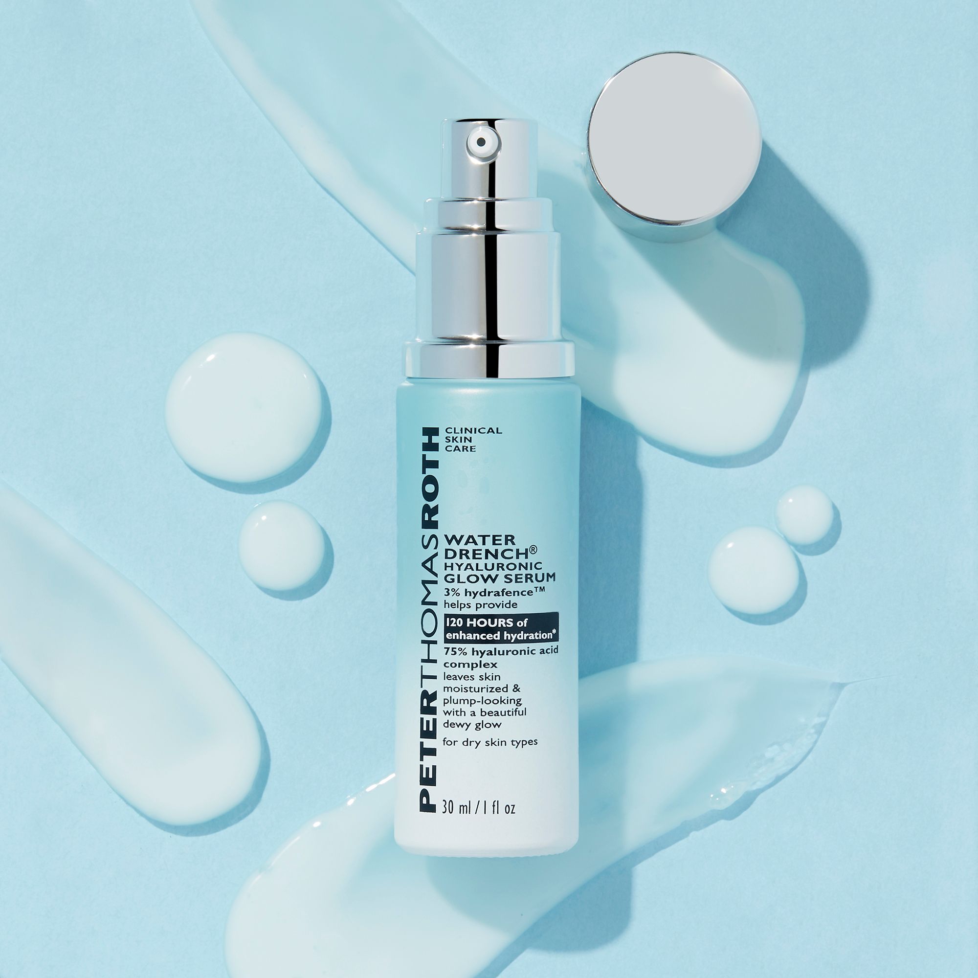 Flacone di siero con erogatore spray e tappo. Scritta: Peter Thomas Roth Water Drench® Hyaluronic Glow Serum.