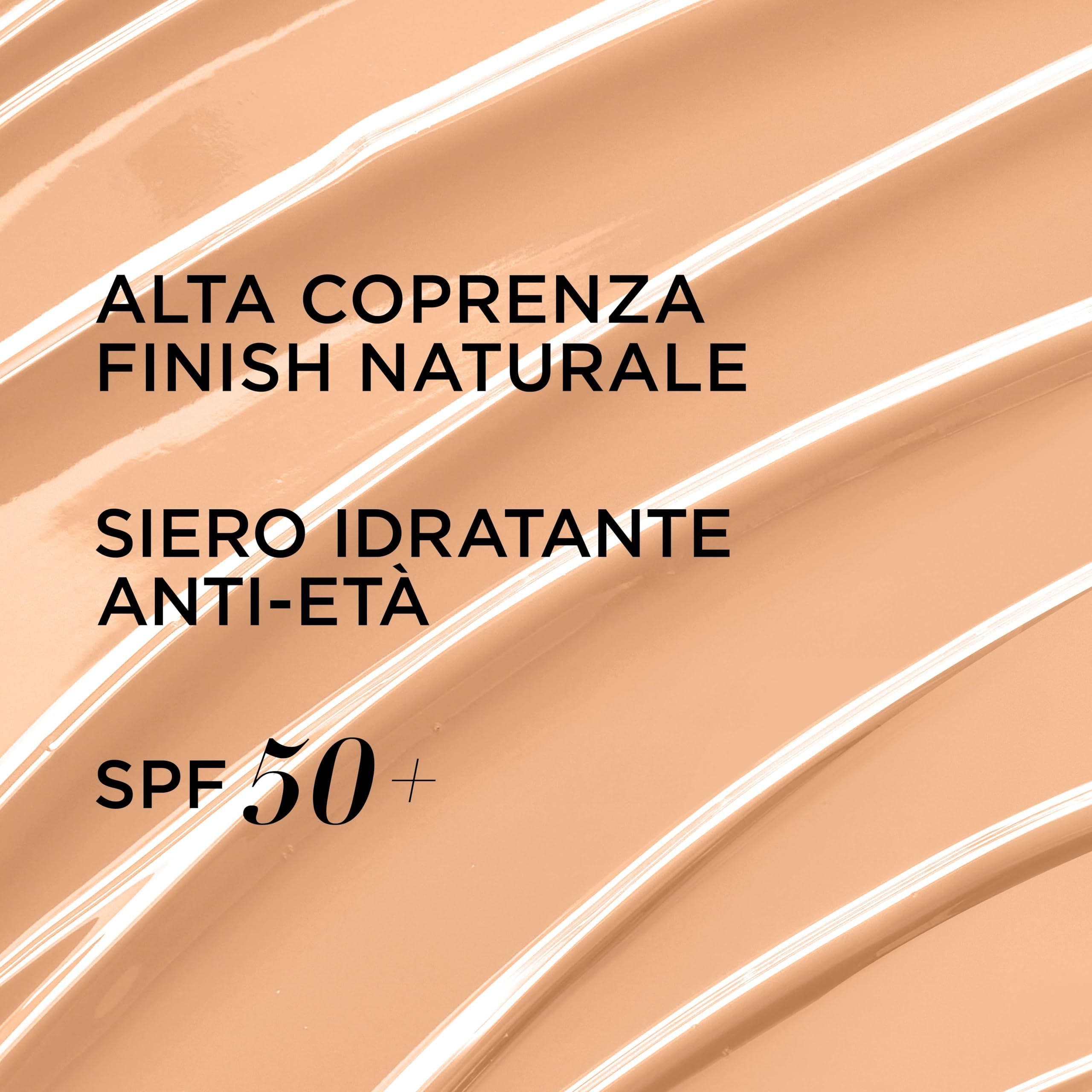Texture del prodotto. Testo: Alta Coprenza, Finish Naturale, Siero Idratante Anti-Età, SPF 50+.