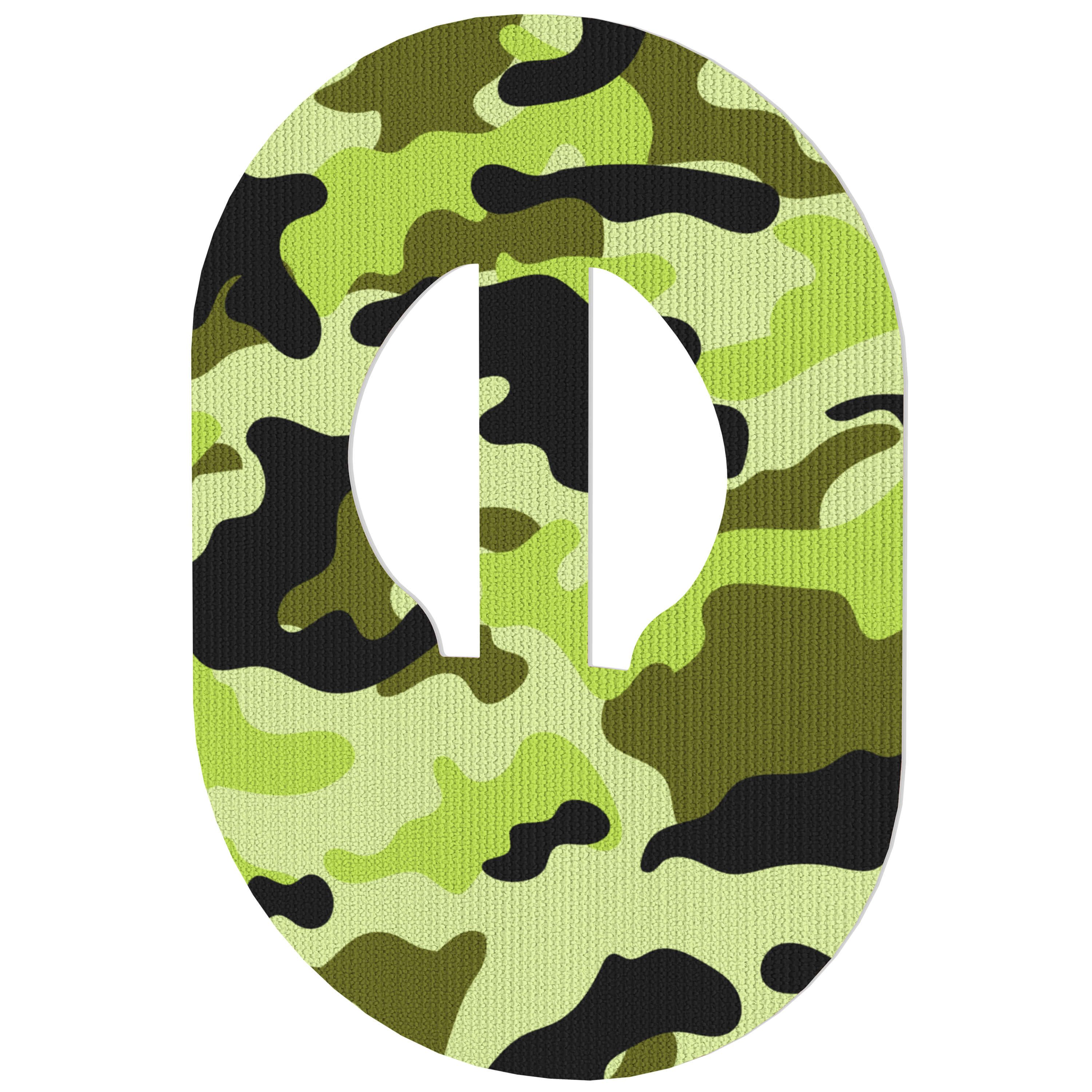 Cerotto camouflage verde. Ovale con ritaglio centrale. Primo piano.