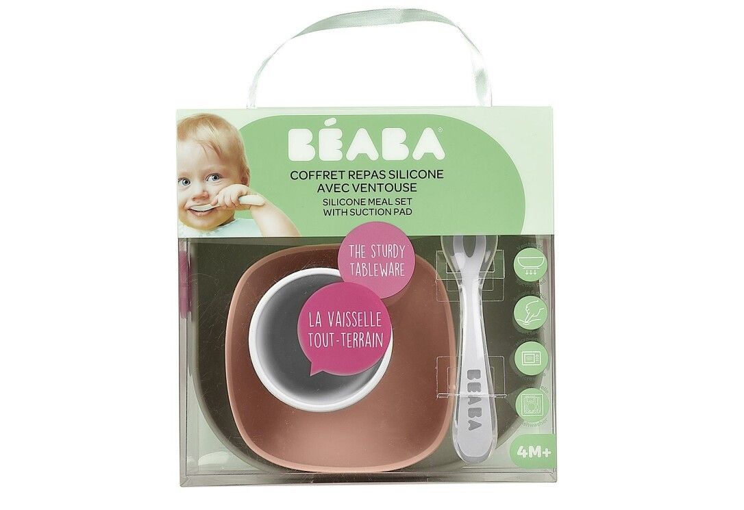 Set di stoviglie BEABA in confezione. Include piatto, ciotola, cucchiaio. Confezione trasparente con manico.