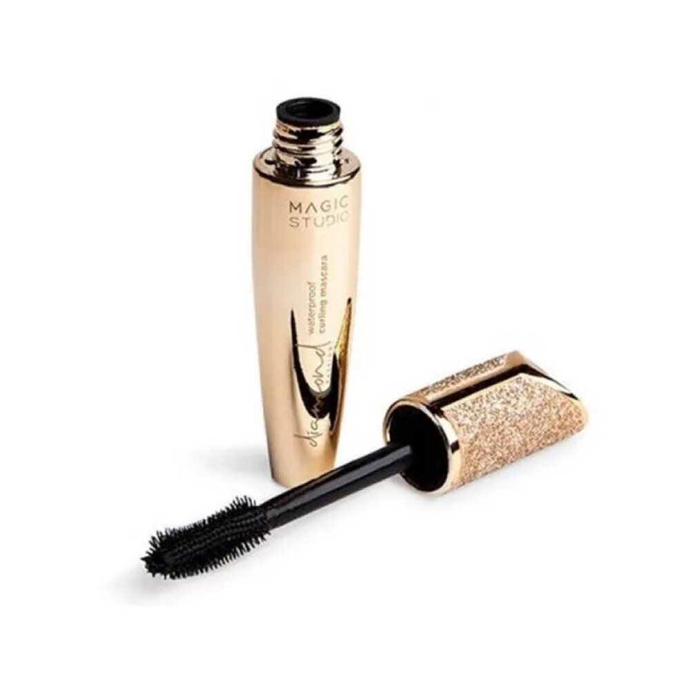 Tubo mascara dorato con spazzola nera. Scritta: Magic Studio, Diamond Edition, Waterproof Curling Mascara.