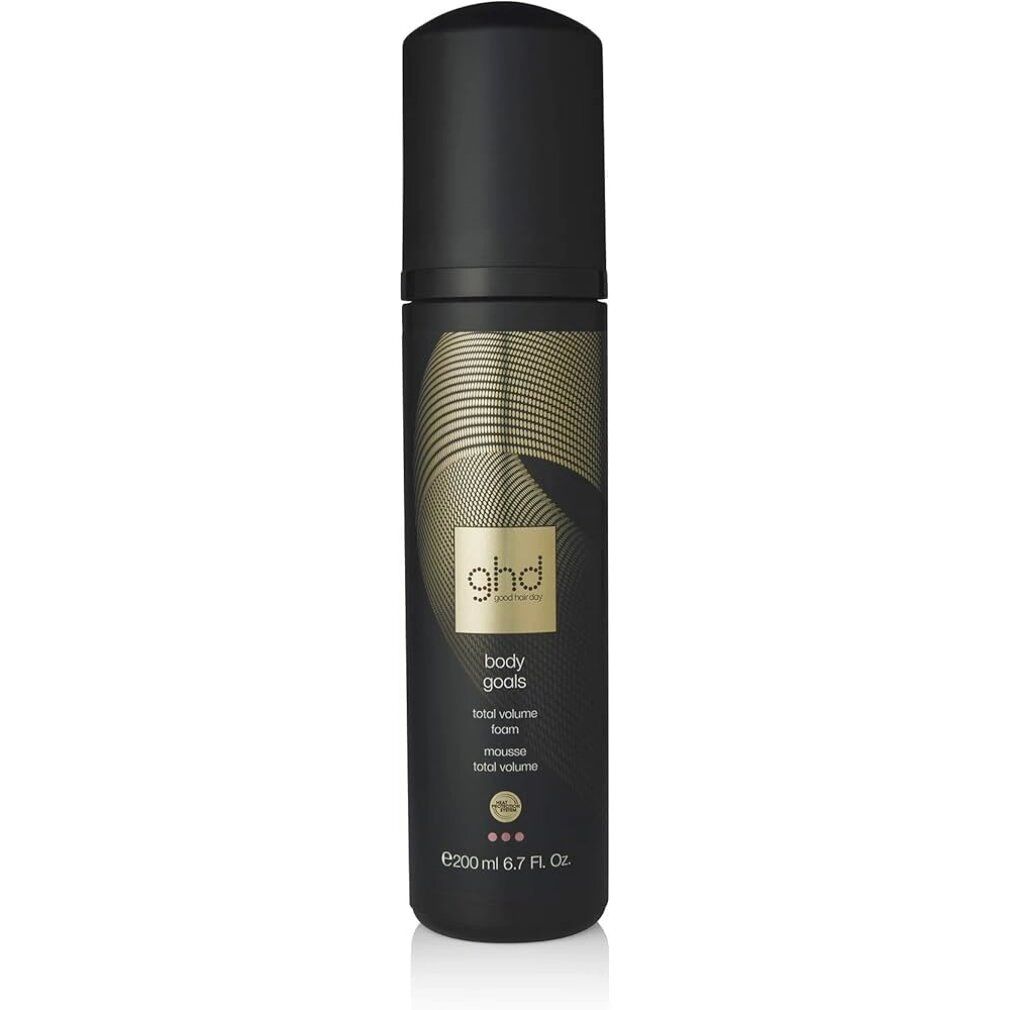 Flacone nero con erogatore nero. Scritta dorata: ghd, body goals, total volume foam. Mousse volumizzante. 200 ml.