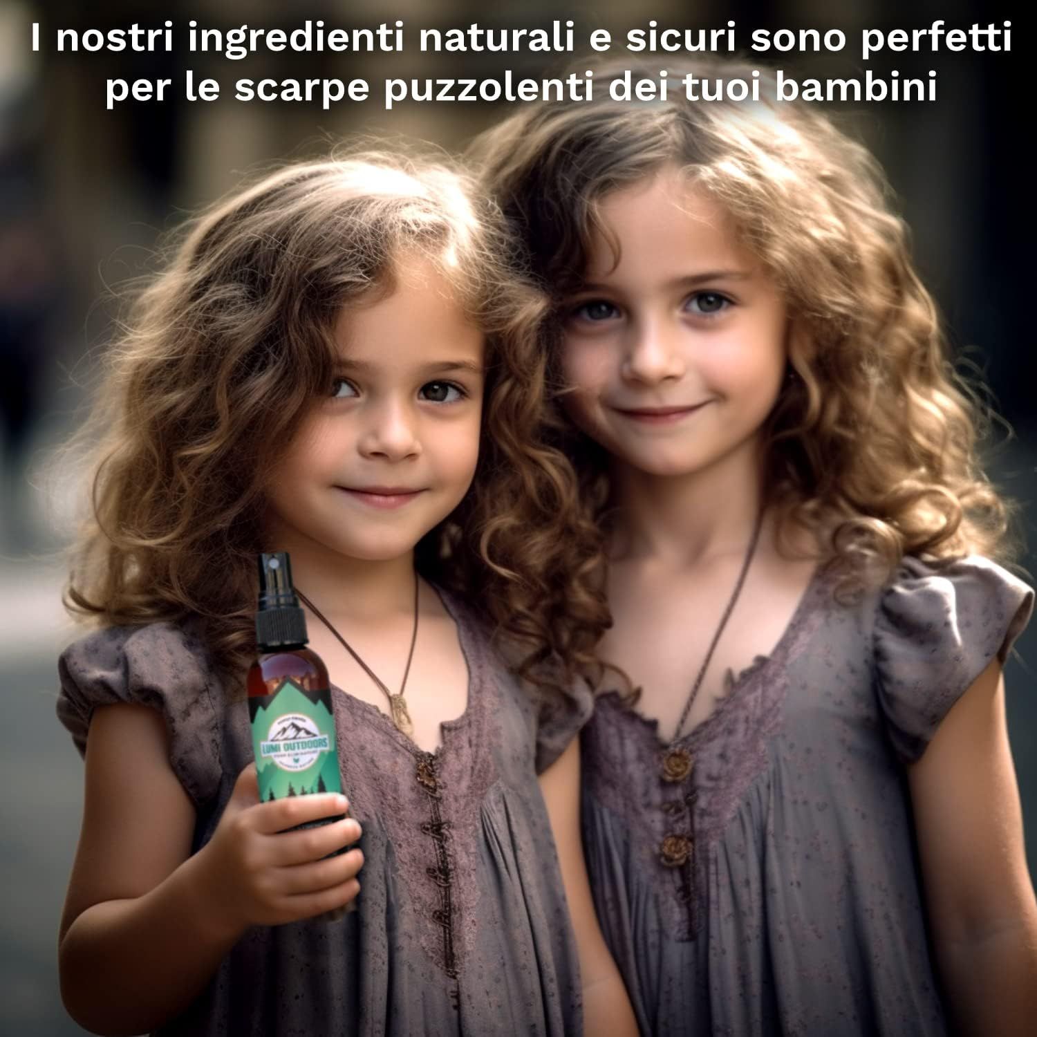Una bambina tiene una bottiglia spray con un'etichetta raffigurante montagne e alberi.