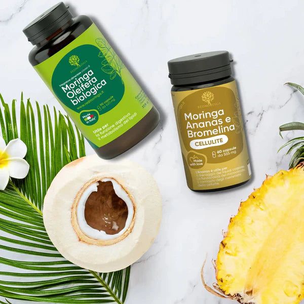 Due flaconi con etichette, cocco e ananas. Moringa Oleifera biologica, 90 capsule. Moringa Ananas e Bromelina, 60 capsule.