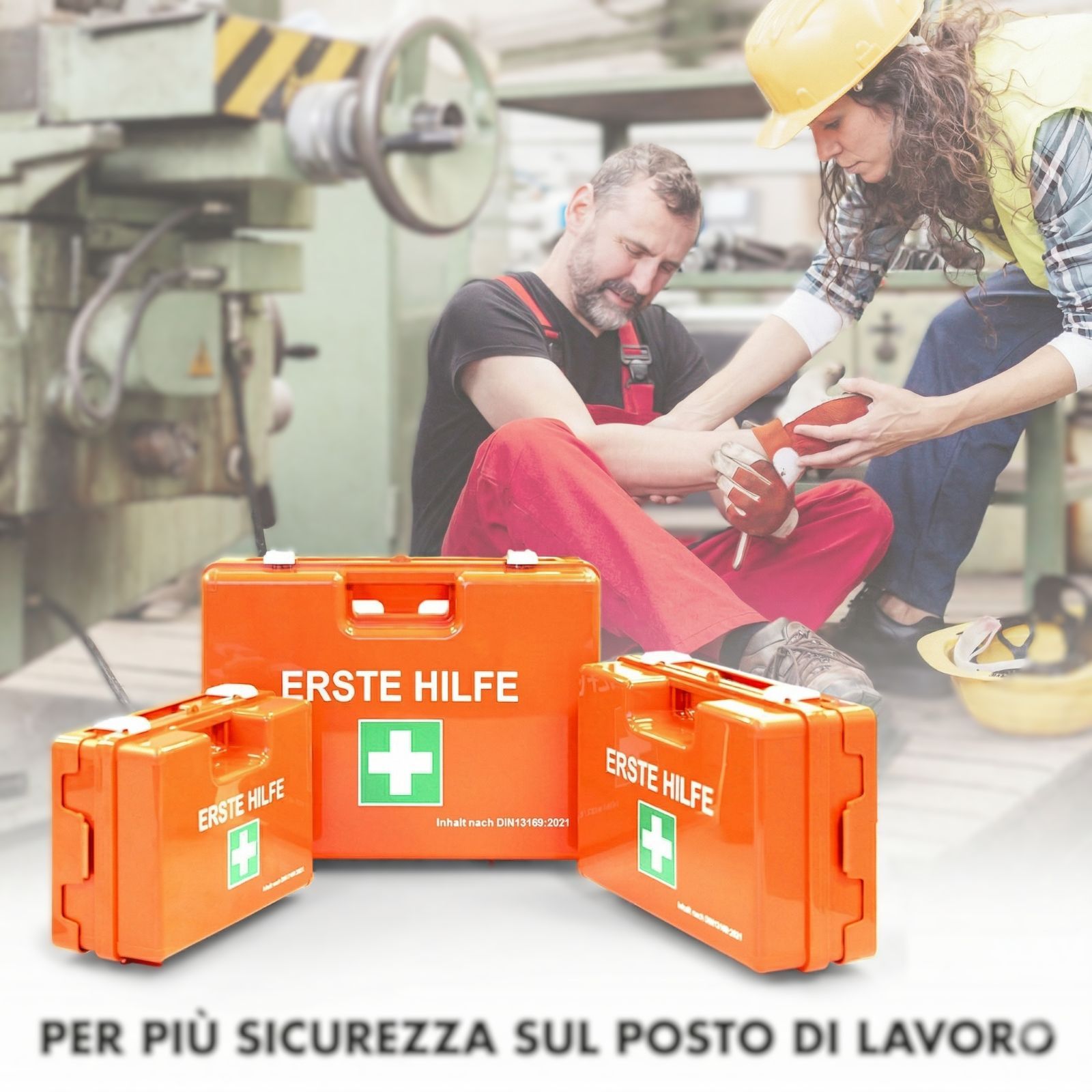 Tre valigette di pronto soccorso arancioni sul posto di lavoro. Scritta: Erste Hilfe. Testo: Per più sicurezza sul posto di lavoro.