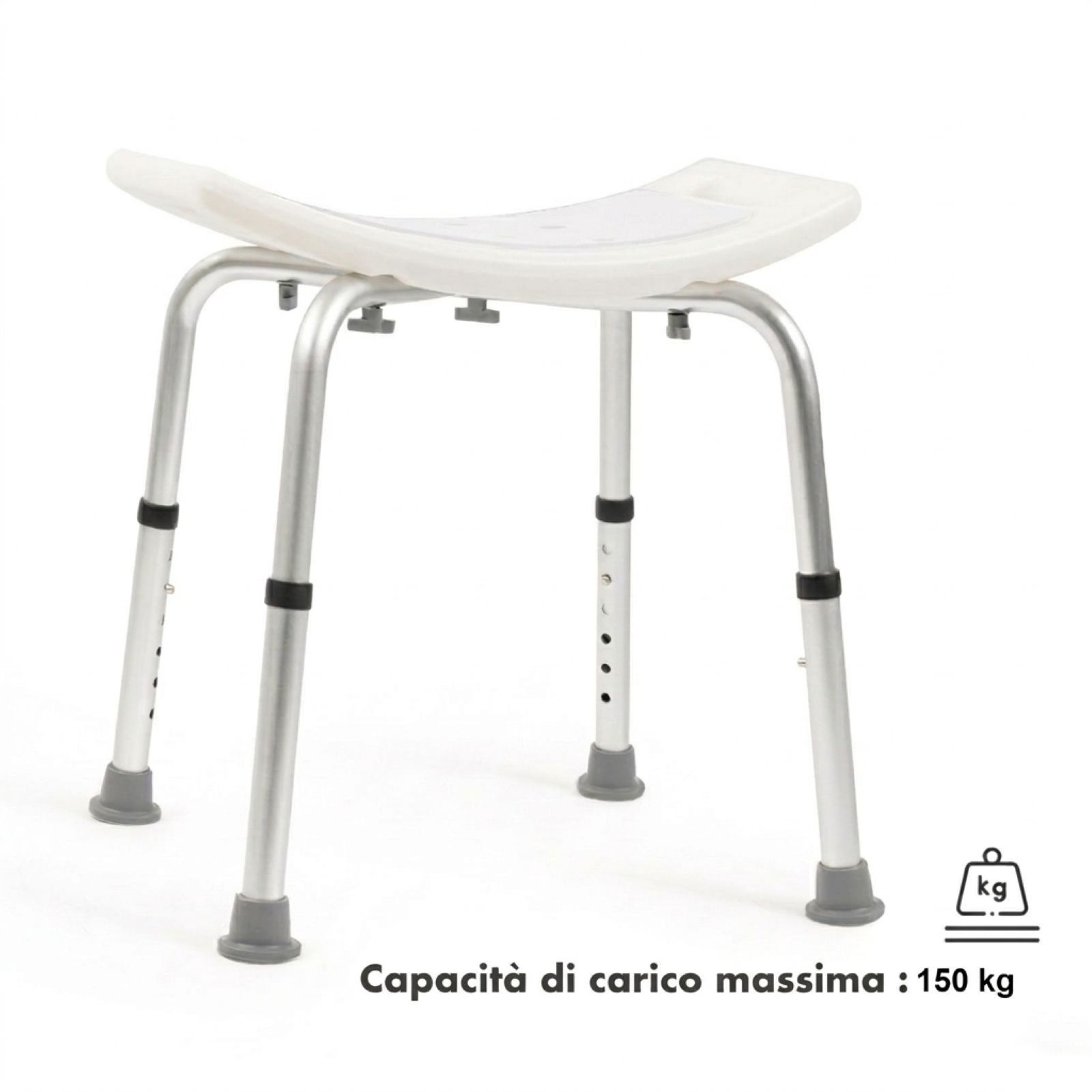 Sgabello doccia in ambiente bagno. Seduta bianca, gambe argentate, piedini grigi. Marchio: Floordirekt.