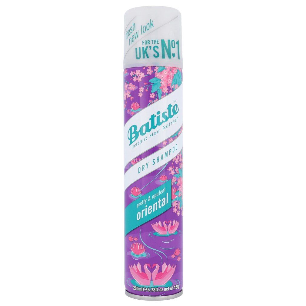 Bomboletta spray di shampoo secco. Base viola con motivo floreale. Testo: Batiste Dry Shampoo Oriental, UK's No.1.