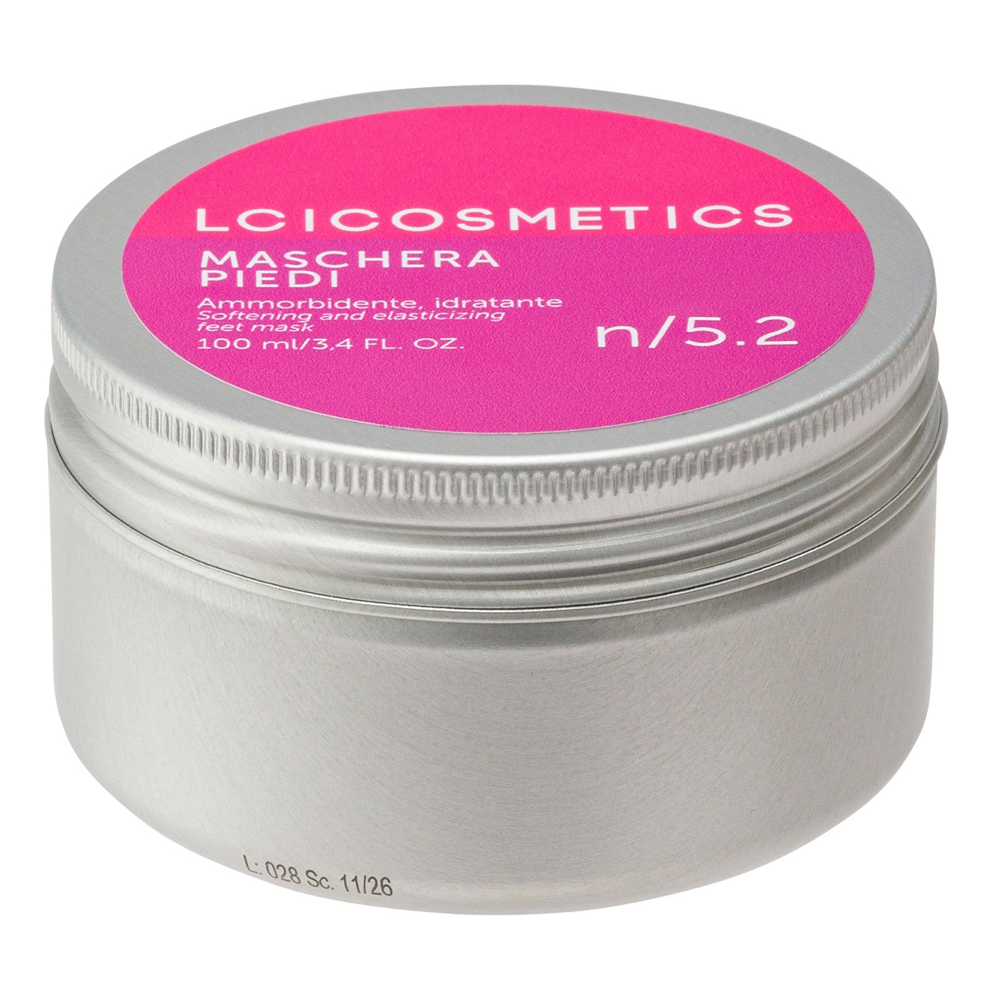 Barattolo cilindrico con coperchio rosa. Scritta: LCI Cosmetics, Maschera Piedi. Testo in italiano.