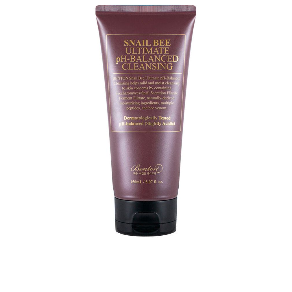 Tubo marrone con tappo nero. Testo: Snail Bee Ultimate pH-Balanced Cleansing. Dermatologicamente testato. Marchio Benton.
