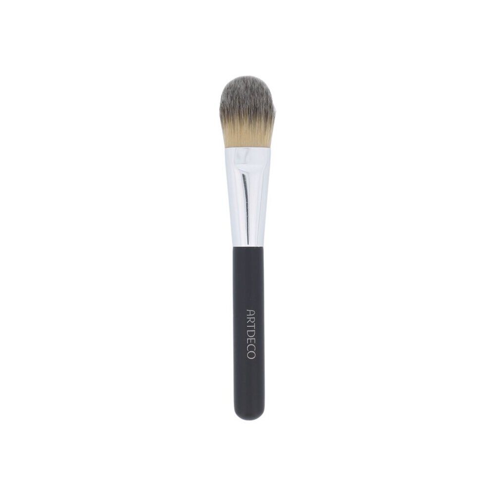 Pennello per trucco nero con applicatore argentato e setole morbide.