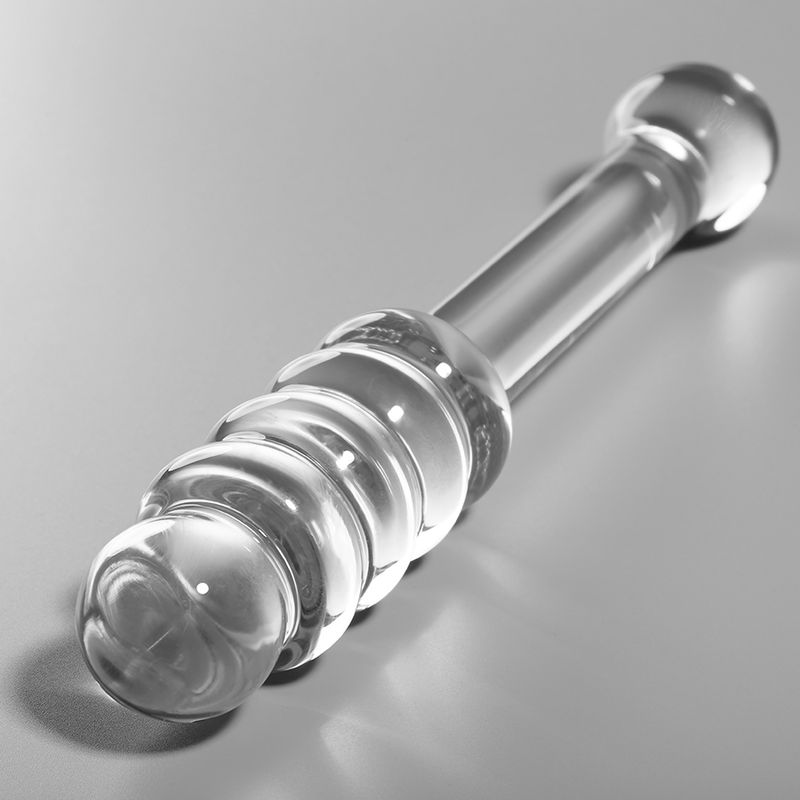 Dildo in vetro borosilicato, lungo 20,5 cm, con testa a coste e impugnatura sferica.