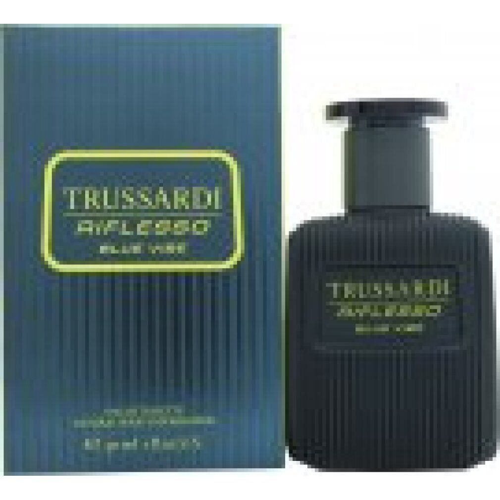 Set Trussardi Riflesso Blue Vibe Eau de Toilette: confezione blu scuro e flacone con scritta dorata.