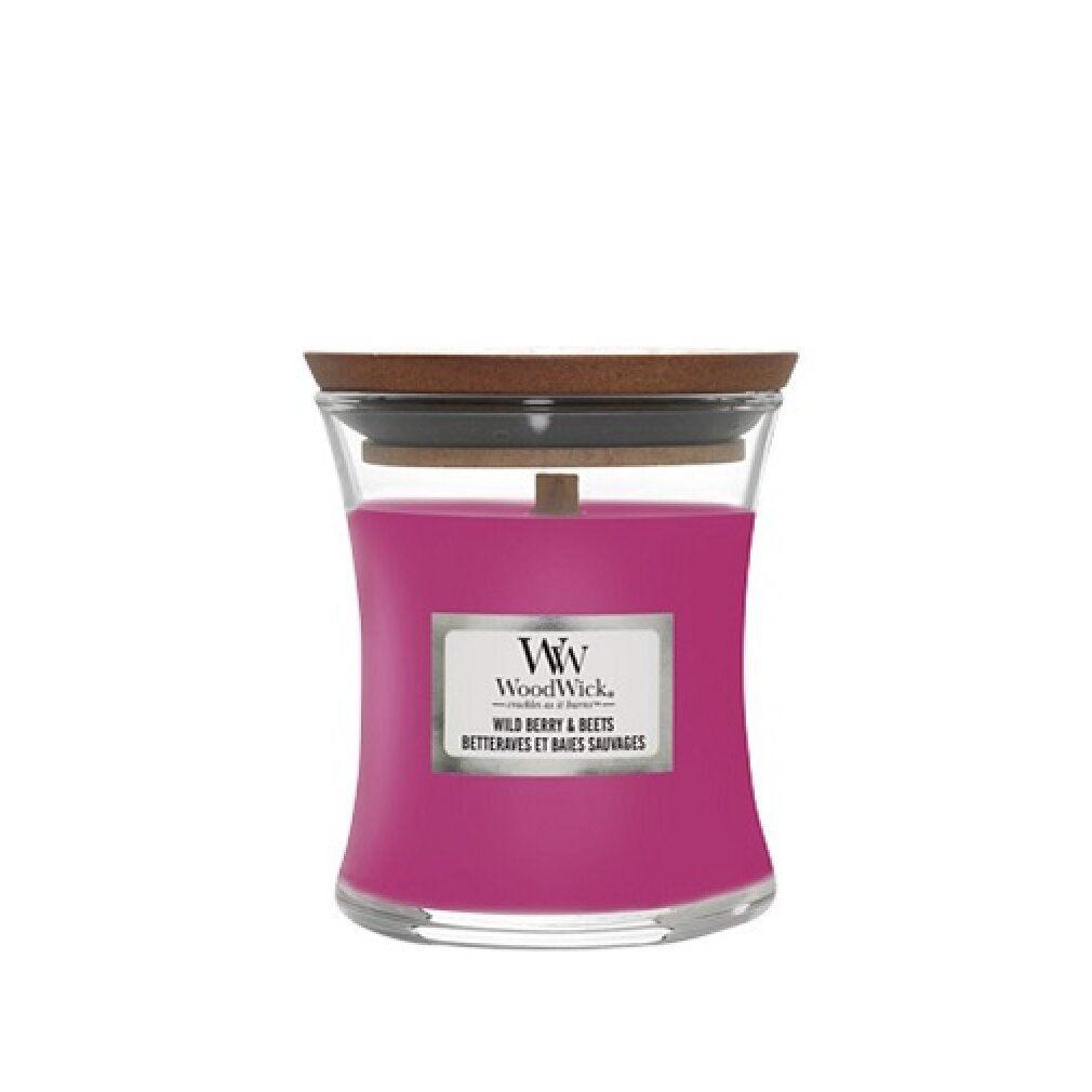 Candela a clessidra con coperchio in legno. Etichetta "Wild Berry & Beets".