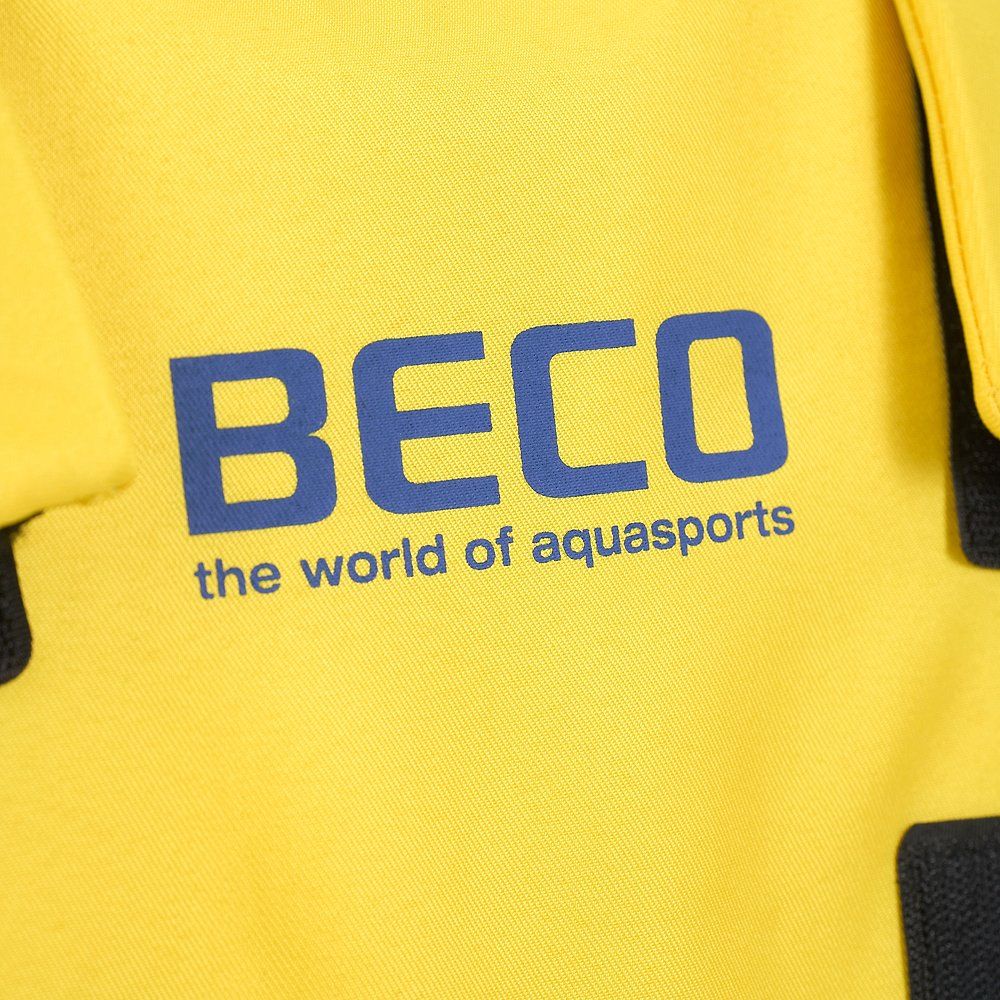 Primo piano del logo "BECO" su sfondo giallo, testo "the world of aquasports".