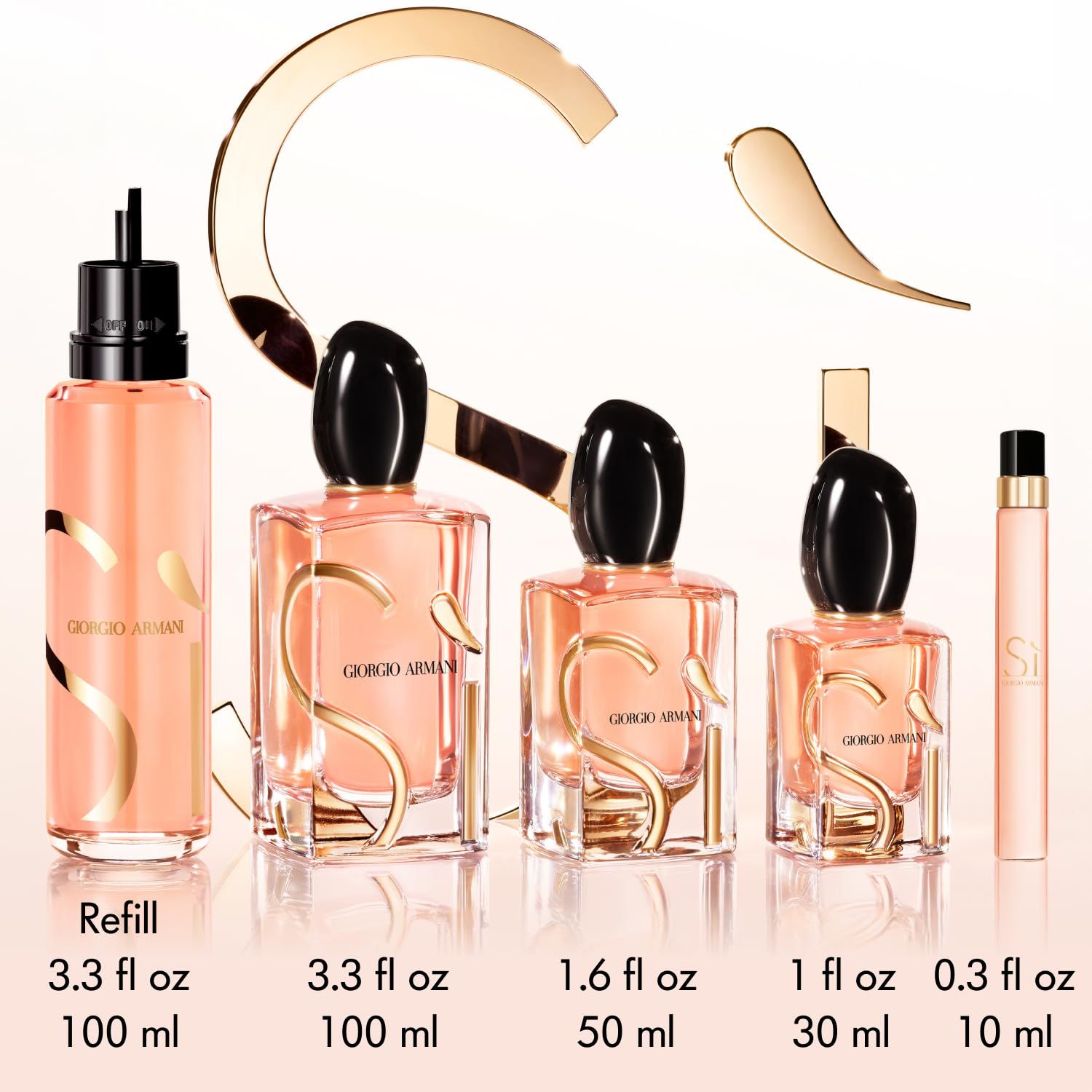 Flaconi Giorgio Armani Si Eau de Parfum Intense. Diverse dimensioni. Lettere e dettagli dorati. Tappi neri.