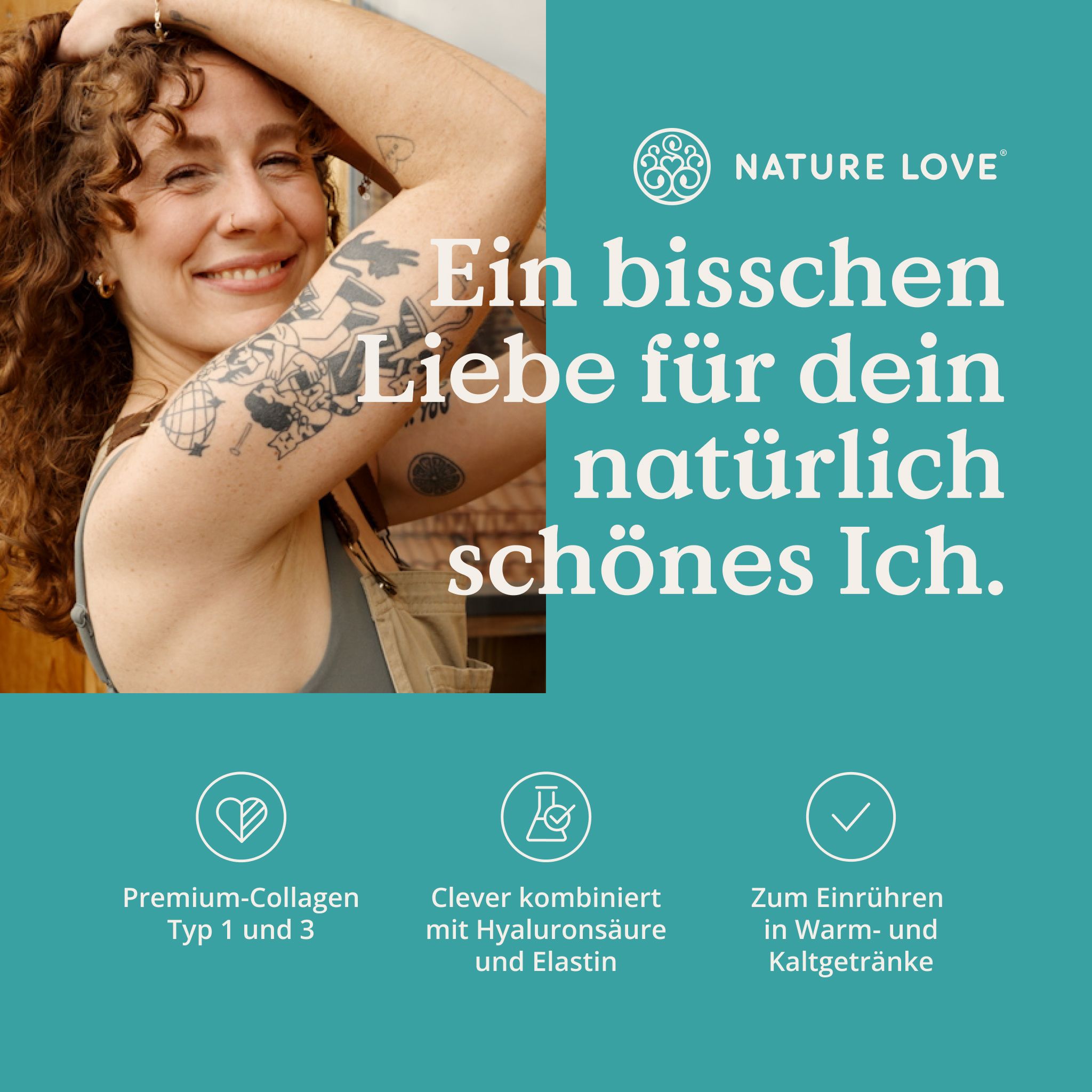 Donna sorridente con tatuaggi, accanto a testo sull'amore per il sé naturale e simboli per collagene, acido ialuronico ed elastina.