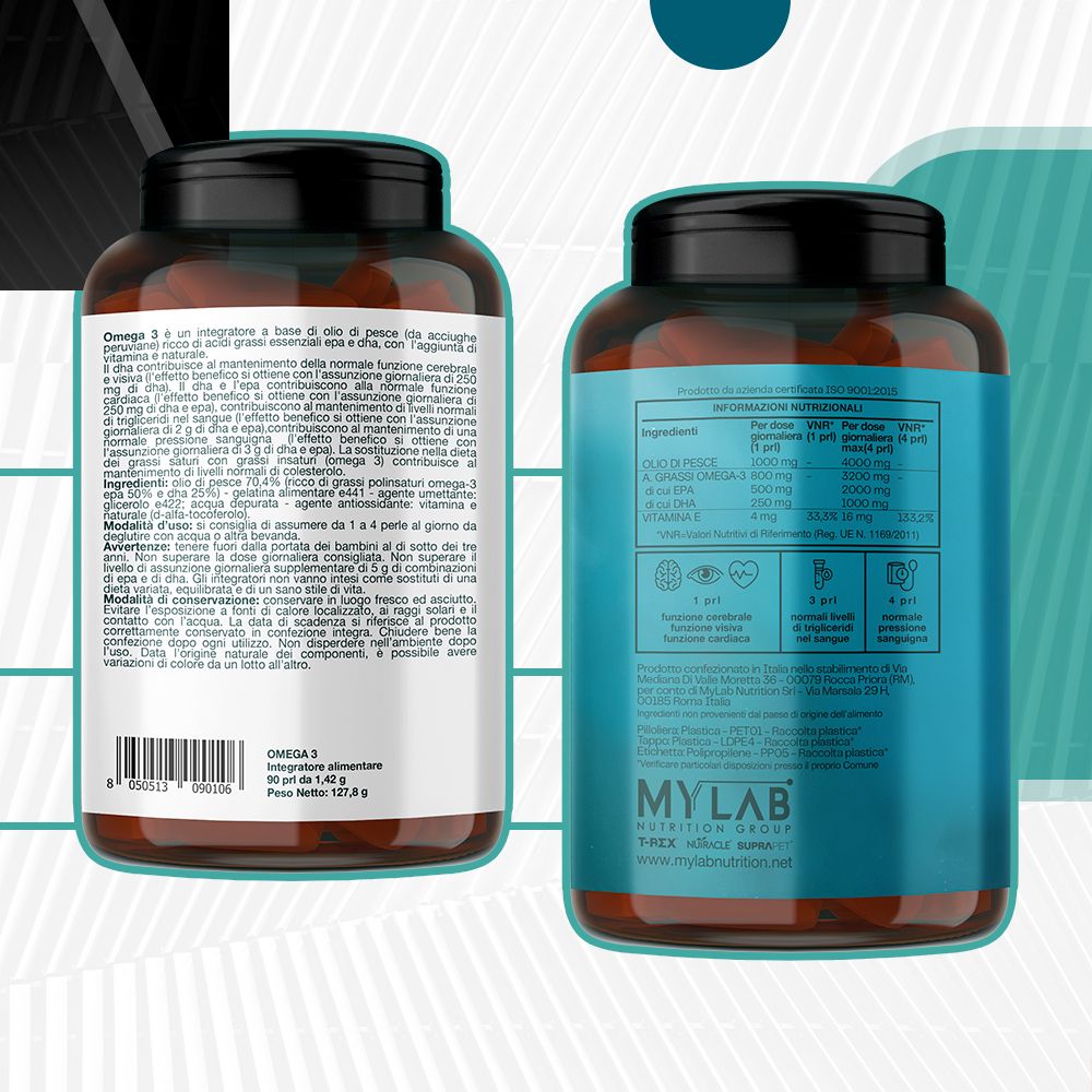 Due flaconcini di integratori Omega 3 uno accanto all'altro. Ogni flaconcino contiene 90 perle.