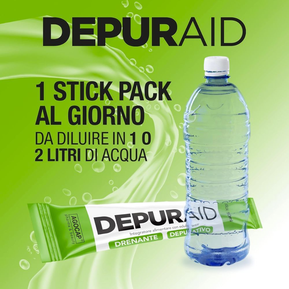 Bottiglia d'acqua e stick. Nome e descrizione del prodotto su sfondo verde. 1 stick al giorno in 1-2 litri d'acqua.