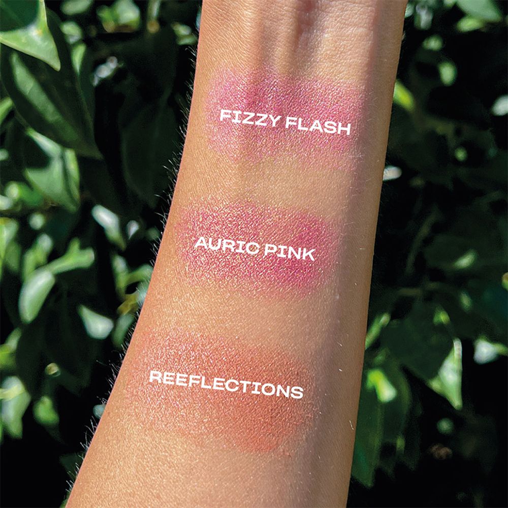 Mia Make-up Cheek Freak blush shimmer