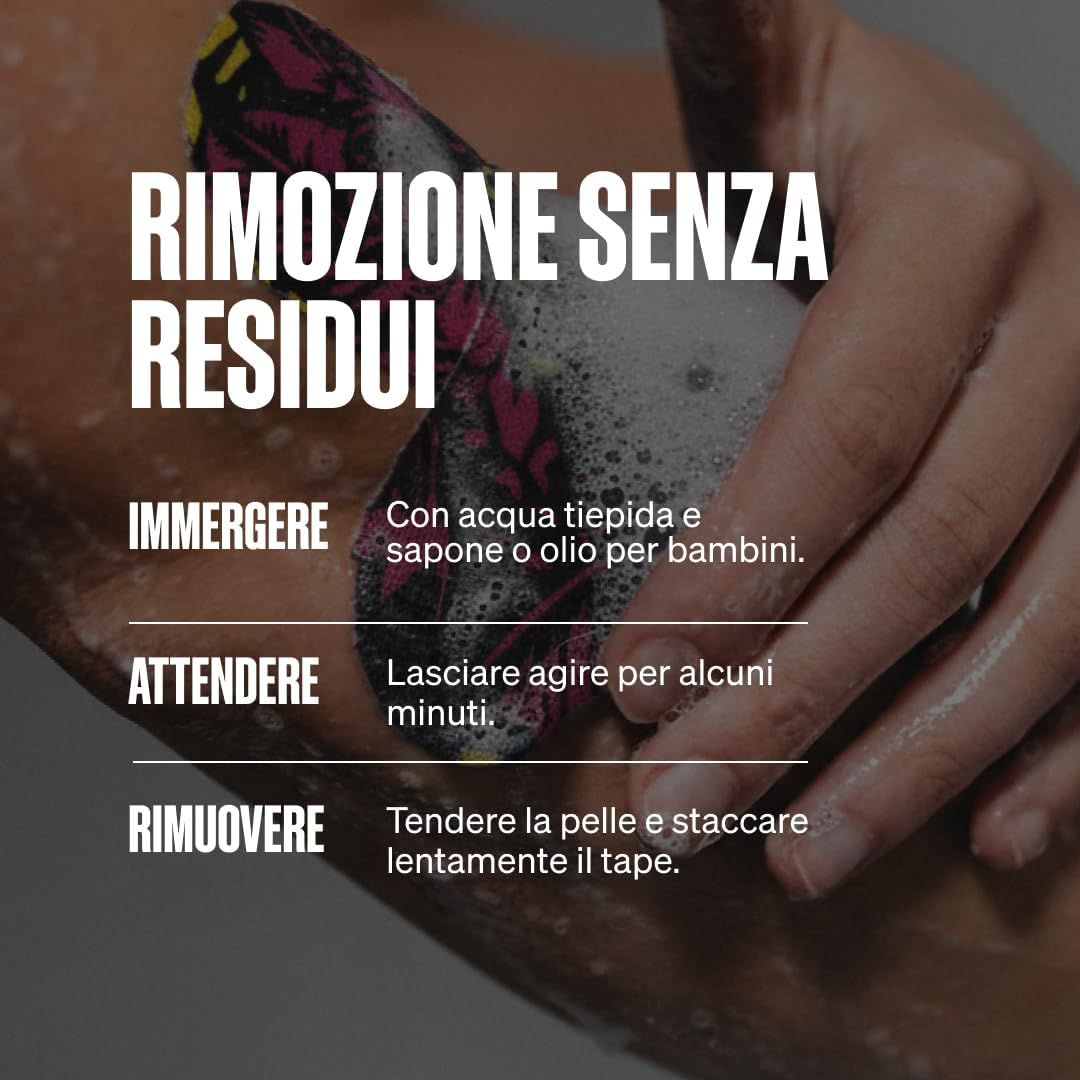 Nastro kinesiologico con motivo a foglie rimosso con sapone.