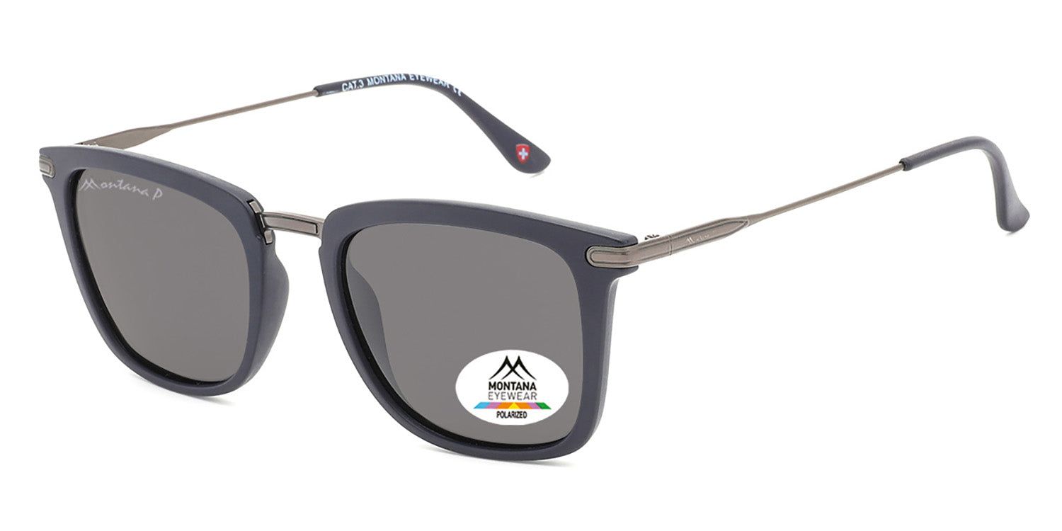 Occhiali da sole blu scuro, lenti grigie. Logo Montana Eyewear ed etichetta Polarized. Aste e dettagli in metallo.